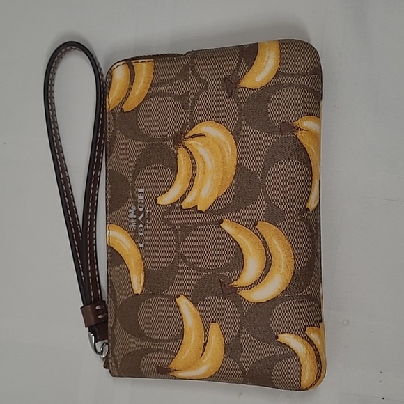 Coach Women's Wristlet - Picture 10 of 10